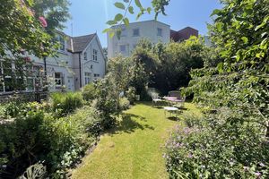 2a Preston Park Avenue